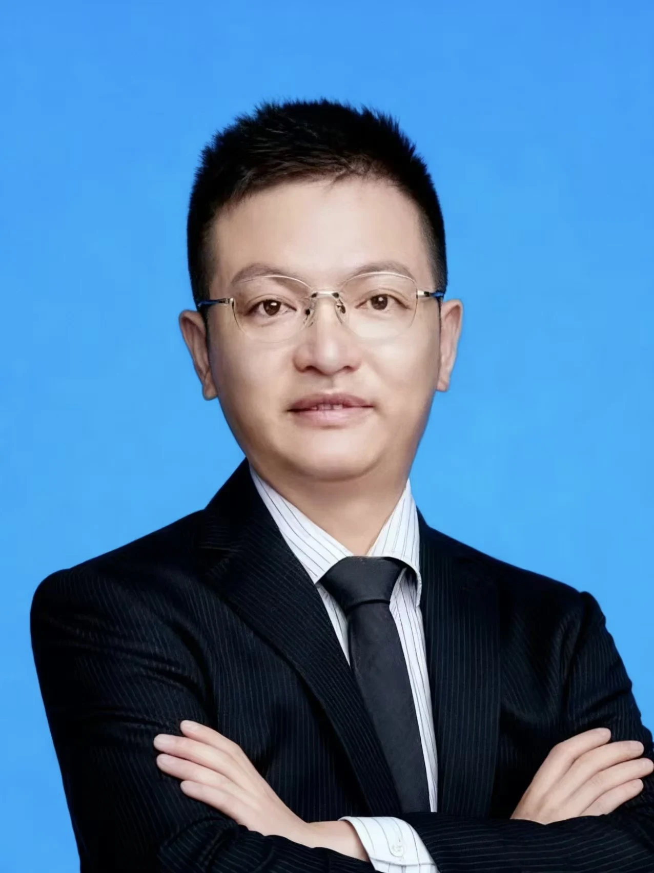 李震老师个人照片